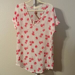 Francesca's White and Pink Floral Cover Up Size‎ S/M